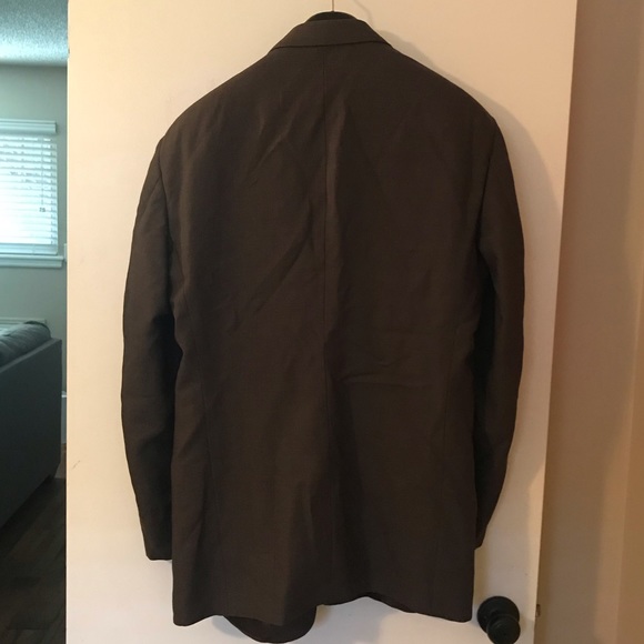 🔴 (2) Armani suits 🔴 - Picture 4 of 6